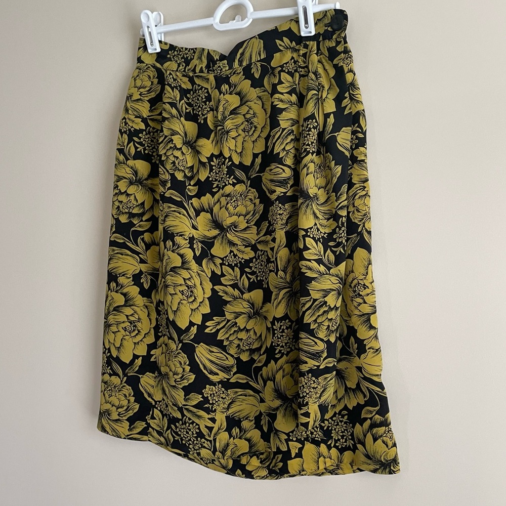 100% silk floral print vintage Ann Taylor skirt